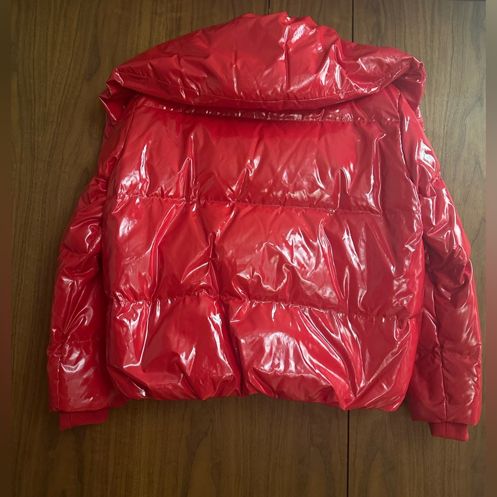 Alice + Olivia Glossy Red Puffer Jacket - Picture 2 of 15